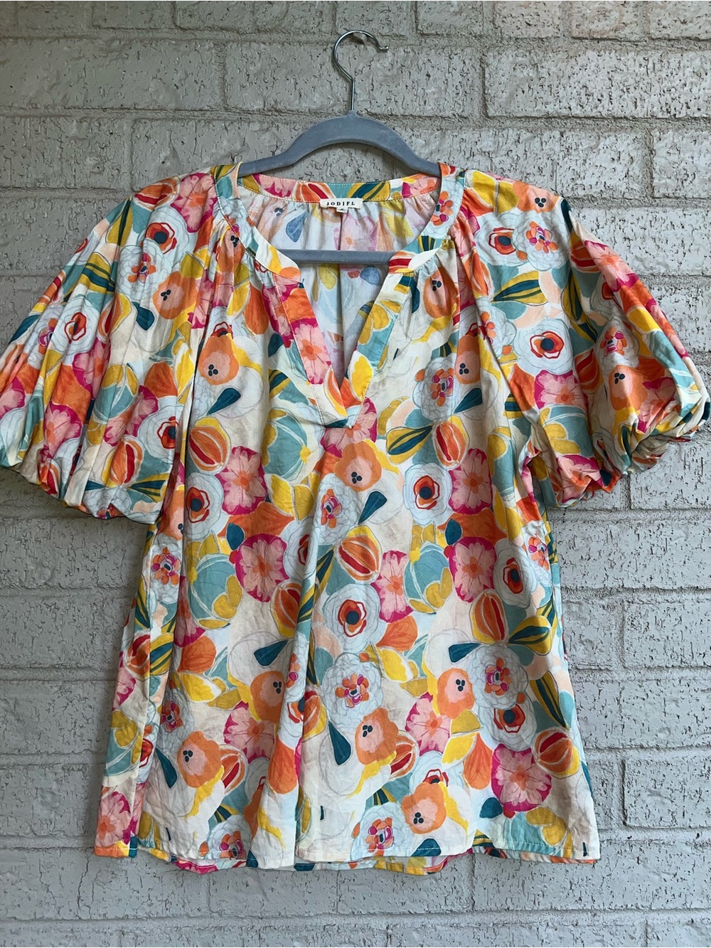 Jodifl floral bubble sleeve blouse size medium